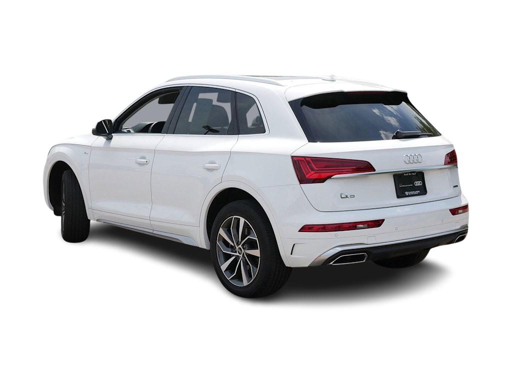 Thumbnail: 2023 Audi Q5 - 4