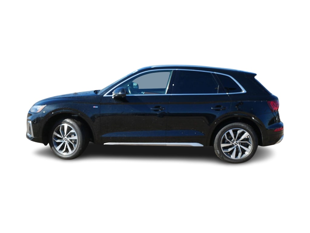Thumbnail: 2023 Audi Q5 - 3