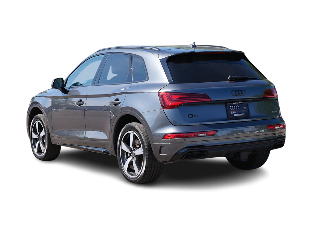 Thumbnail: 2023 Audi Q5 - 4