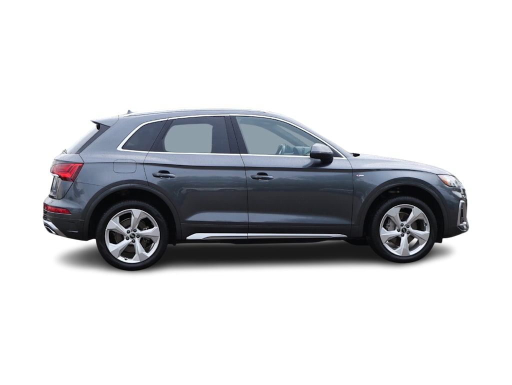 Thumbnail: 2022 Audi Q5 - 10
