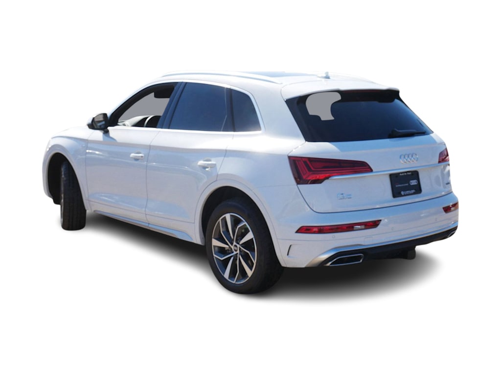 Thumbnail: 2023 Audi Q5 - 4