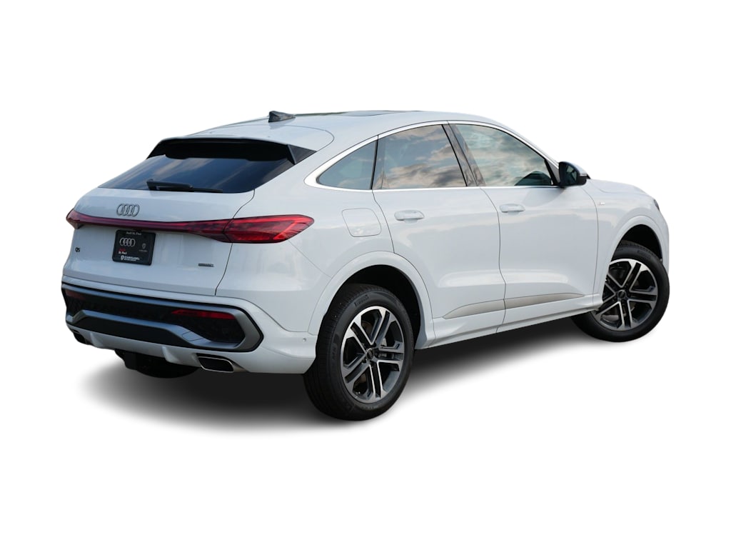 Thumbnail: 2026 Audi Q5 - 15