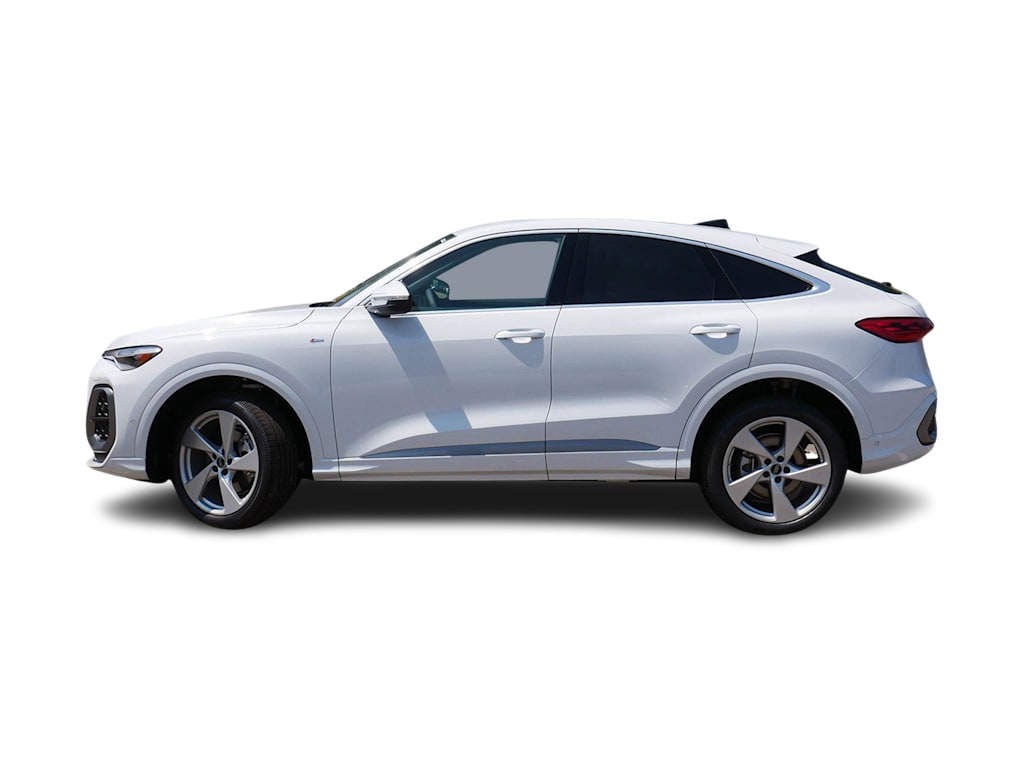 Thumbnail: 2026 Audi Q5 - 3