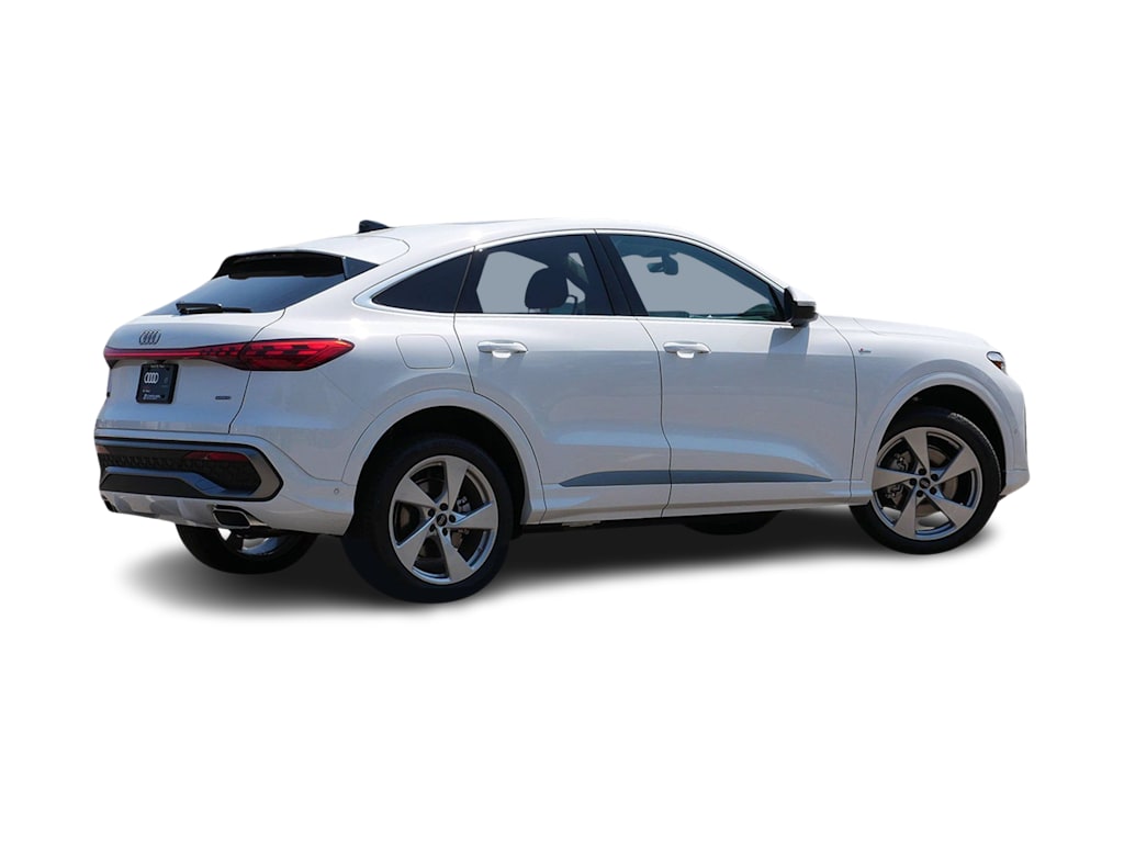 Thumbnail: 2026 Audi Q5 - 13
