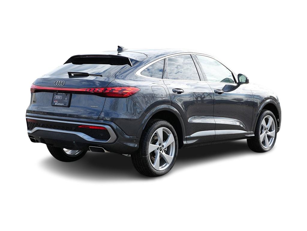 Thumbnail: 2025 Audi Q5 - 10