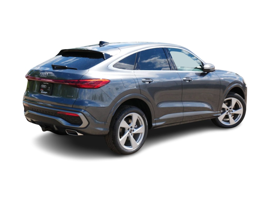 Thumbnail: 2026 Audi Q5 - 14