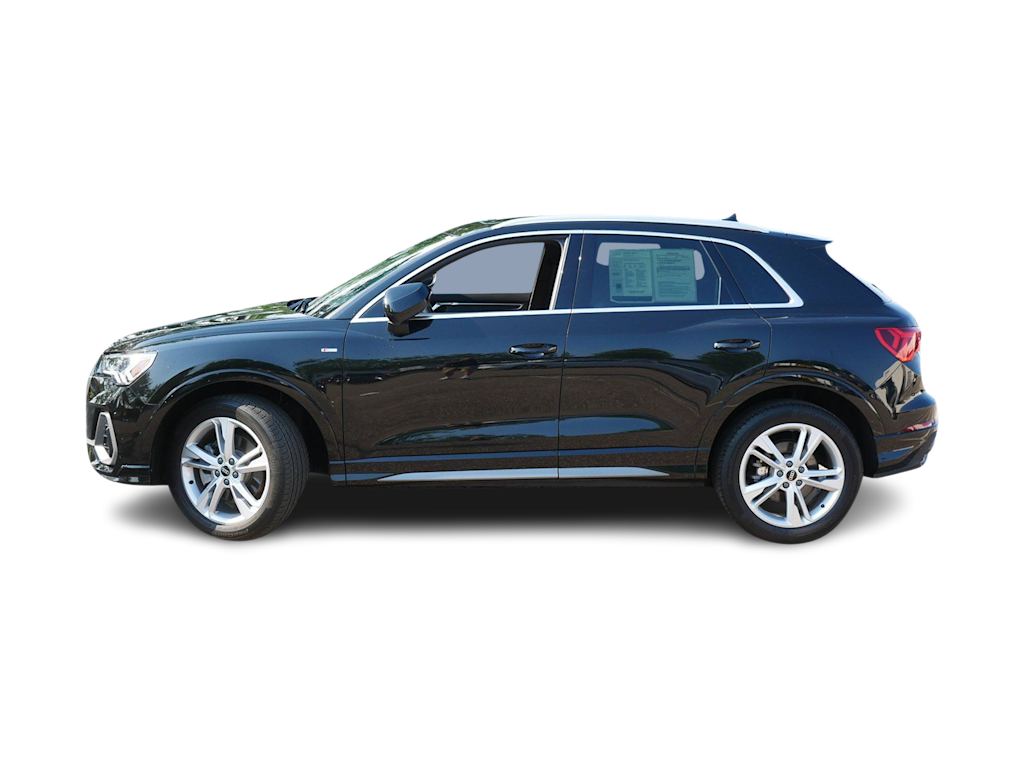 Thumbnail: 2023 Audi Q3 - 3