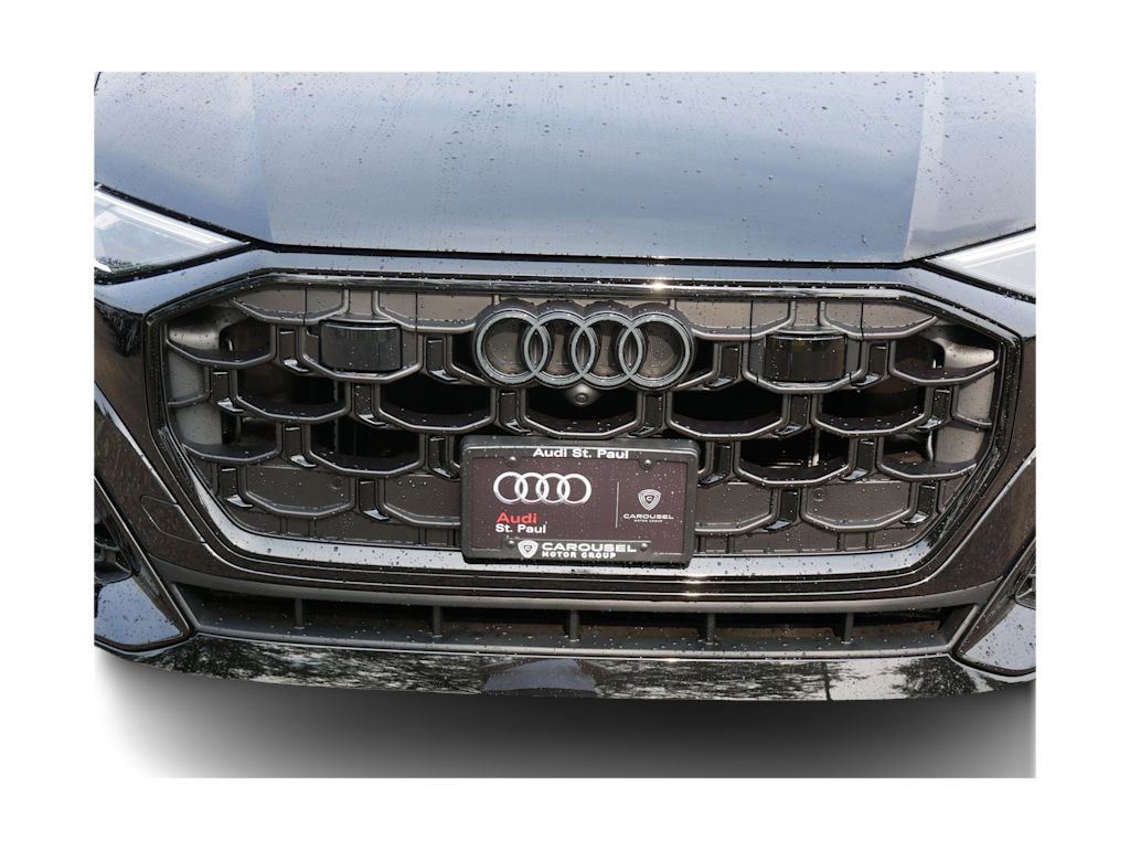 Thumbnail: 2026 Audi Q8 - 5