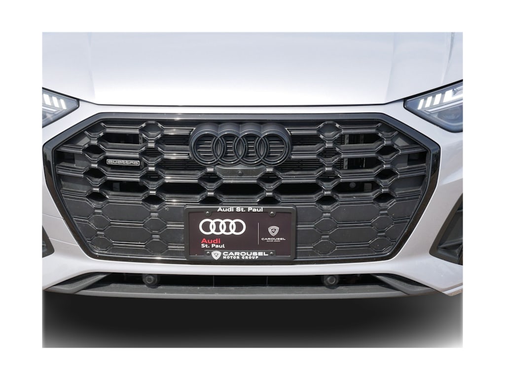 Thumbnail: 2023 Audi Q5 - 4