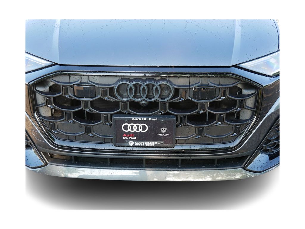 Thumbnail: 2026 Audi Q8 - 5