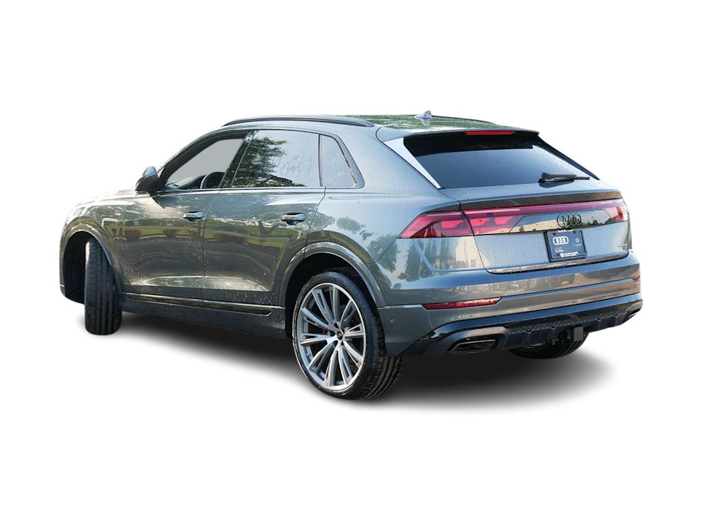 Thumbnail: 2026 Audi Q8 - 4