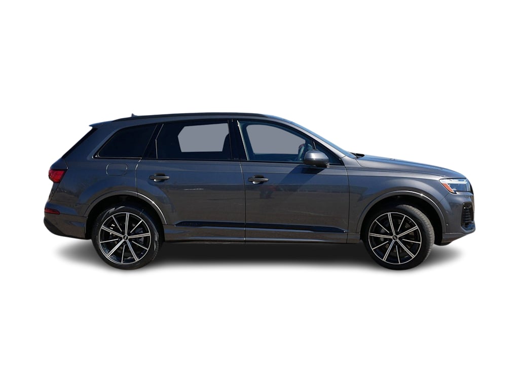 Thumbnail: 2026 Audi Q7 - 16