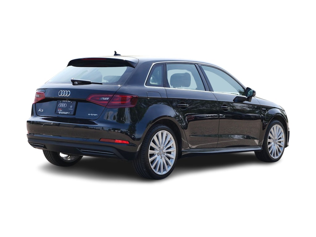 Thumbnail: 2016 Audi A3 - 9