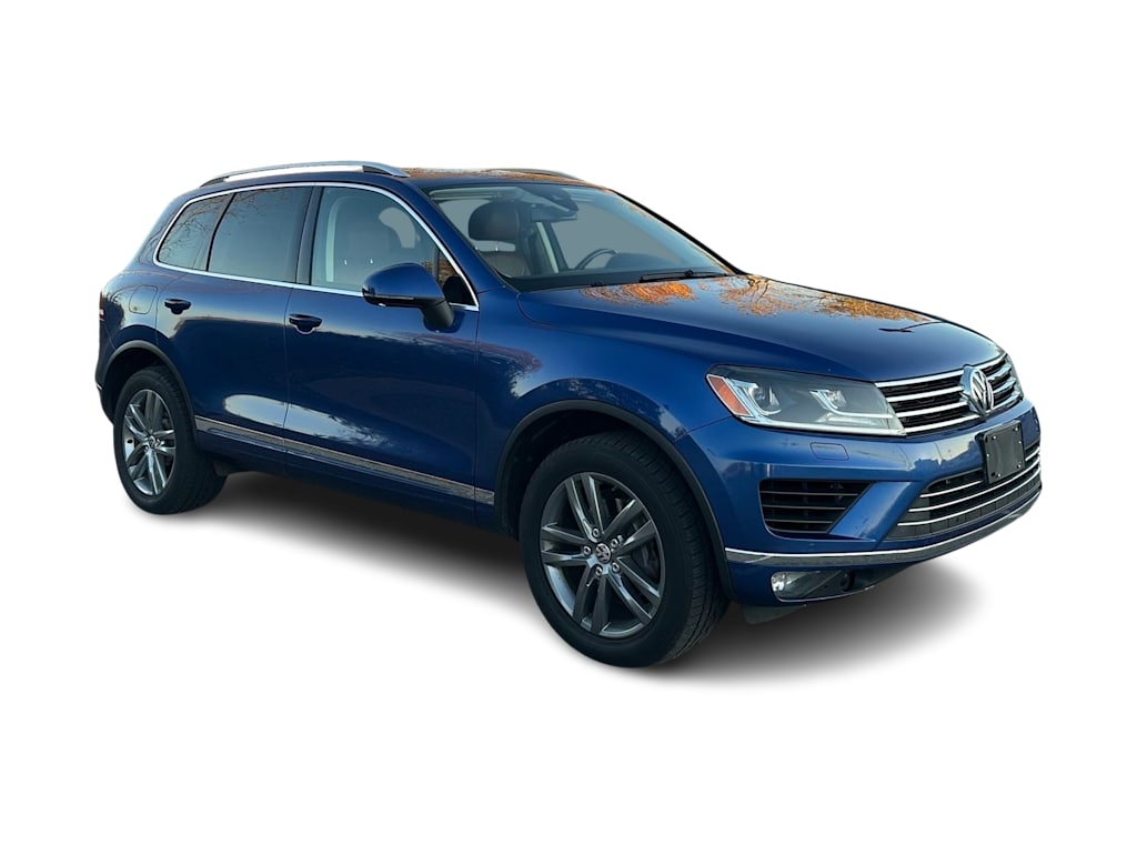 Thumbnail: 2015 Volkswagen Touareg - 5