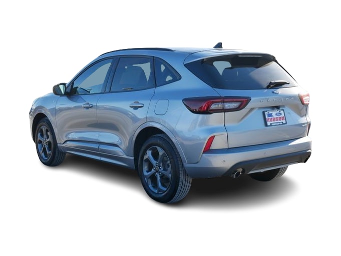 2023 Ford Escape ST-Line 4