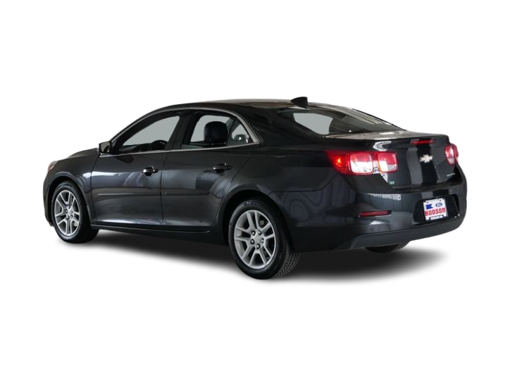 Thumbnail: 2015 Chevrolet Malibu - 4