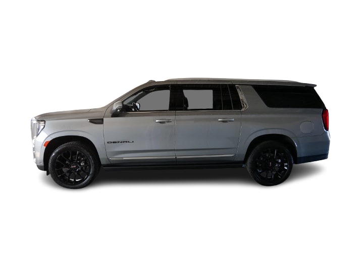 Thumbnail: 2023 GMC Yukon XL - 3
