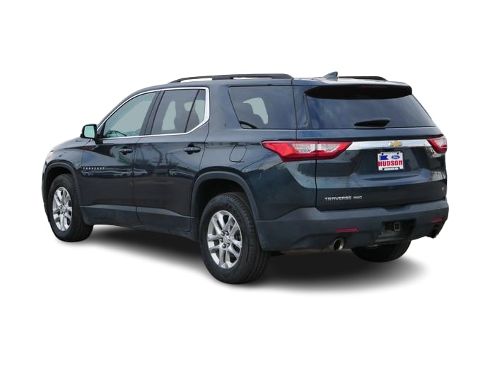 Thumbnail: 2021 Chevrolet Traverse - 4