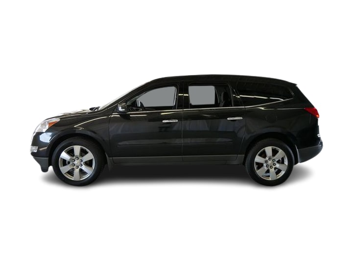 Thumbnail: 2012 Chevrolet Traverse - 3