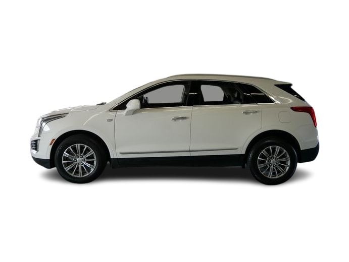 Thumbnail: 2017 Cadillac XT5 - 3