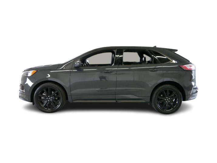 Thumbnail: 2021 Ford Edge - 3