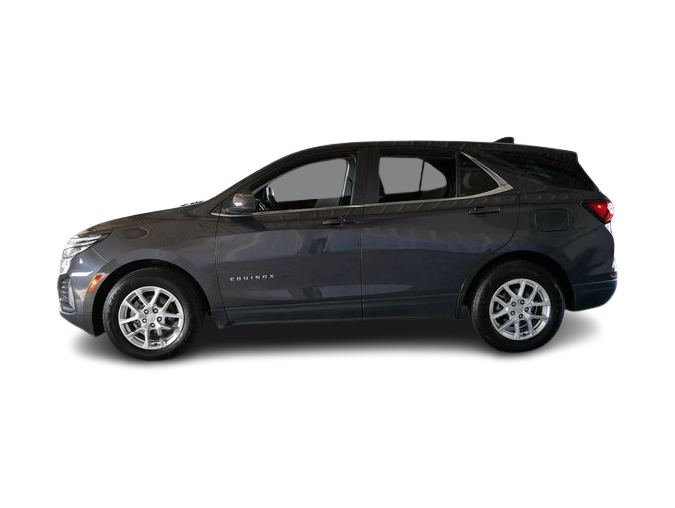 Thumbnail: 2022 Chevrolet Equinox - 3