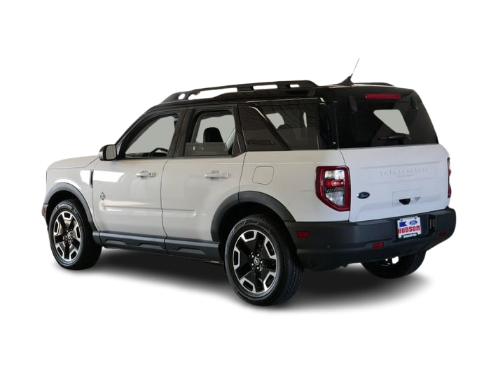 Thumbnail: 2023 Ford Bronco Sport - 4
