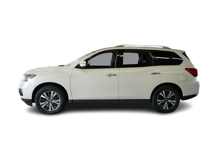 Thumbnail: 2018 Nissan Pathfinder - 3