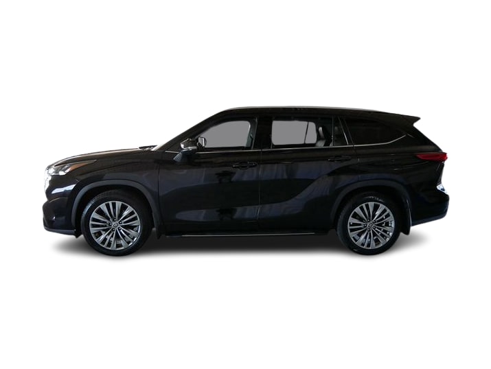 Thumbnail: 2020 Toyota Highlander - 3