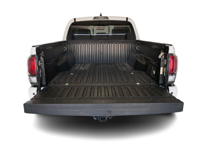 Thumbnail: 2020 Toyota Tacoma - 12