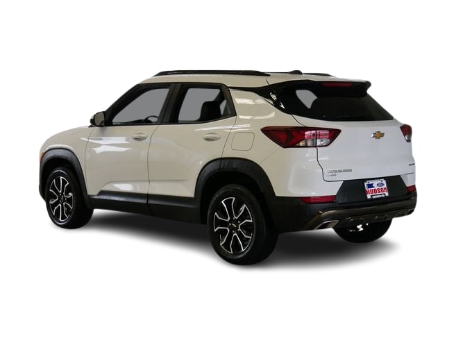 Thumbnail: 2023 Chevrolet TrailBlazer - 4