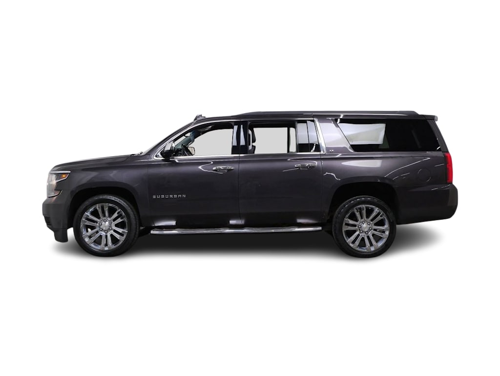 Thumbnail: 2017 Chevrolet Suburban - 3