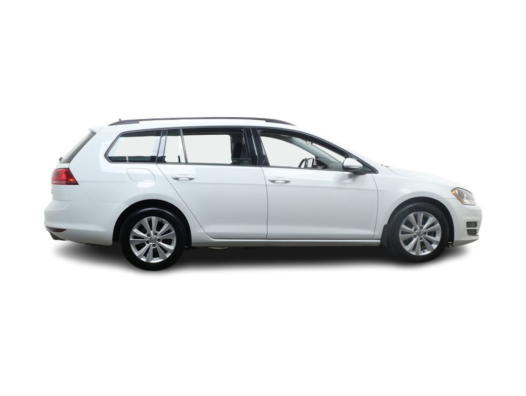 Thumbnail: 2017 Volkswagen Golf - 12