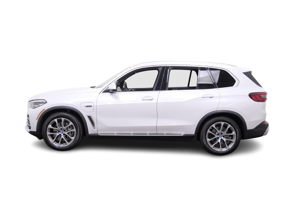 Thumbnail: 2022 BMW X5 - 3