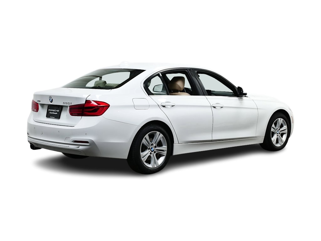 Thumbnail: 2017 BMW 3 Series - 13