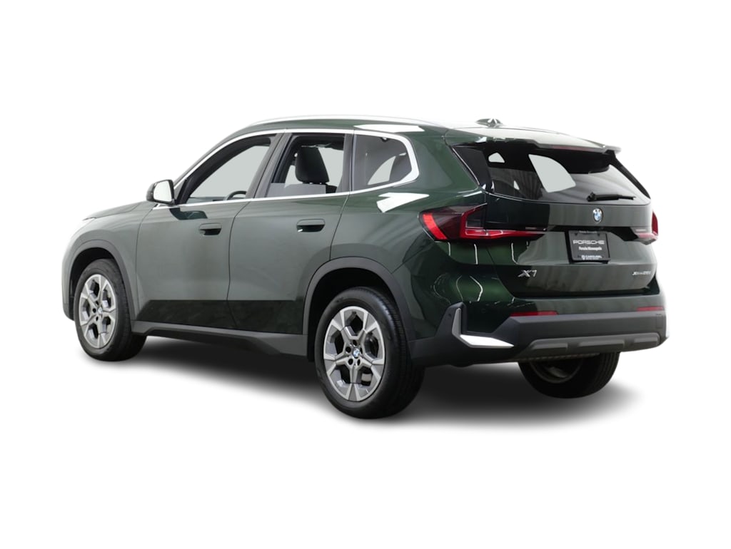 Thumbnail: 2023 BMW X1 - 4