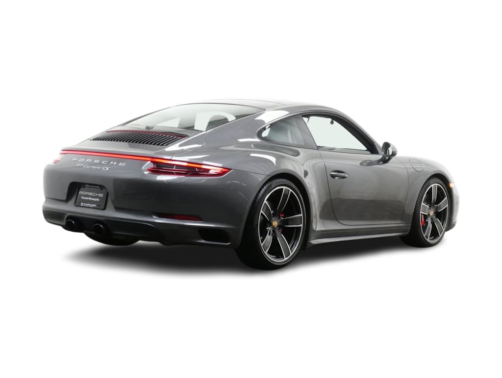 Thumbnail: 2019 Porsche 911 - 12