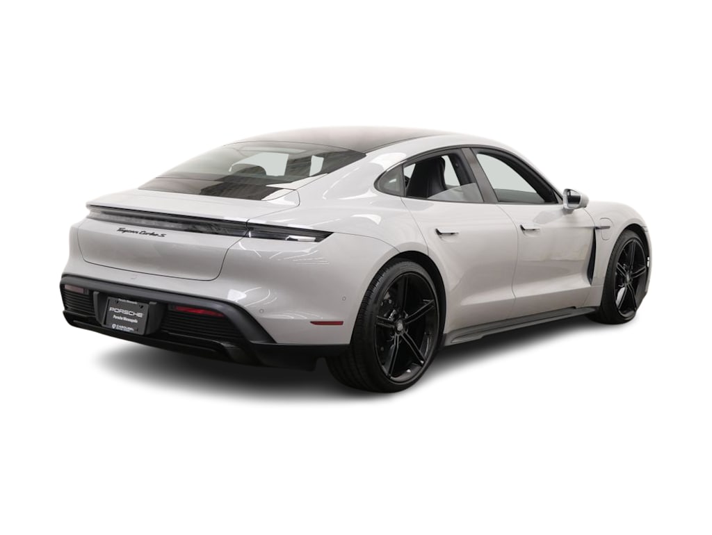 Thumbnail: 2022 Porsche Taycan - 11
