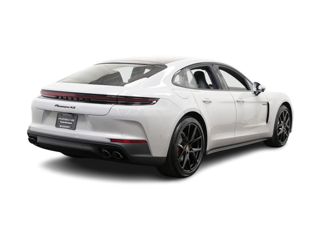 Thumbnail: 2026 Porsche Panamera - 11