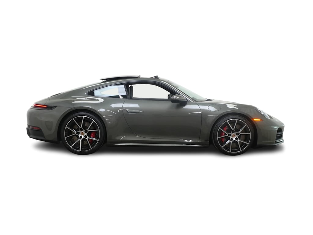 Thumbnail: 2026 Porsche 911 - 12