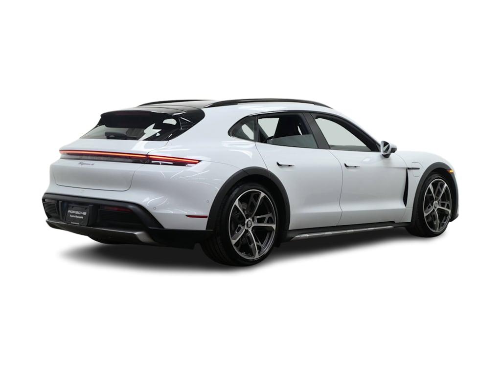 Thumbnail: 2022 Porsche Taycan - 10