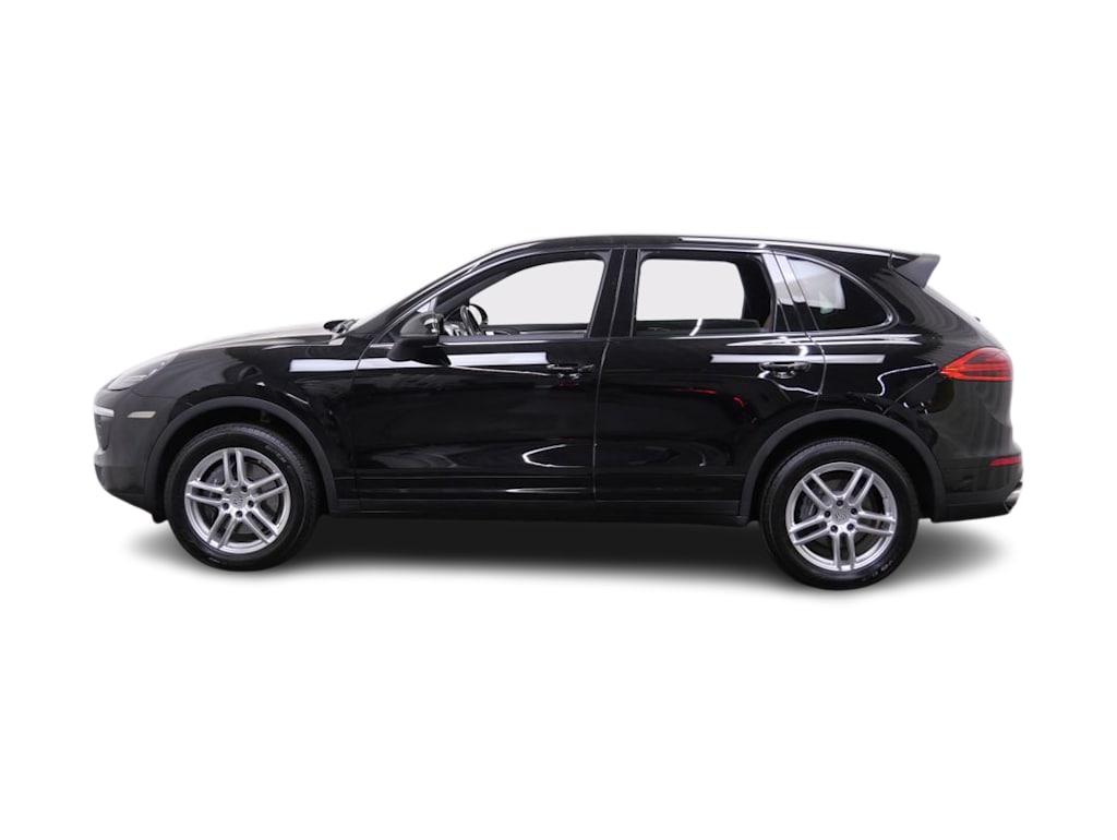 Thumbnail: 2016 Porsche Cayenne - 3