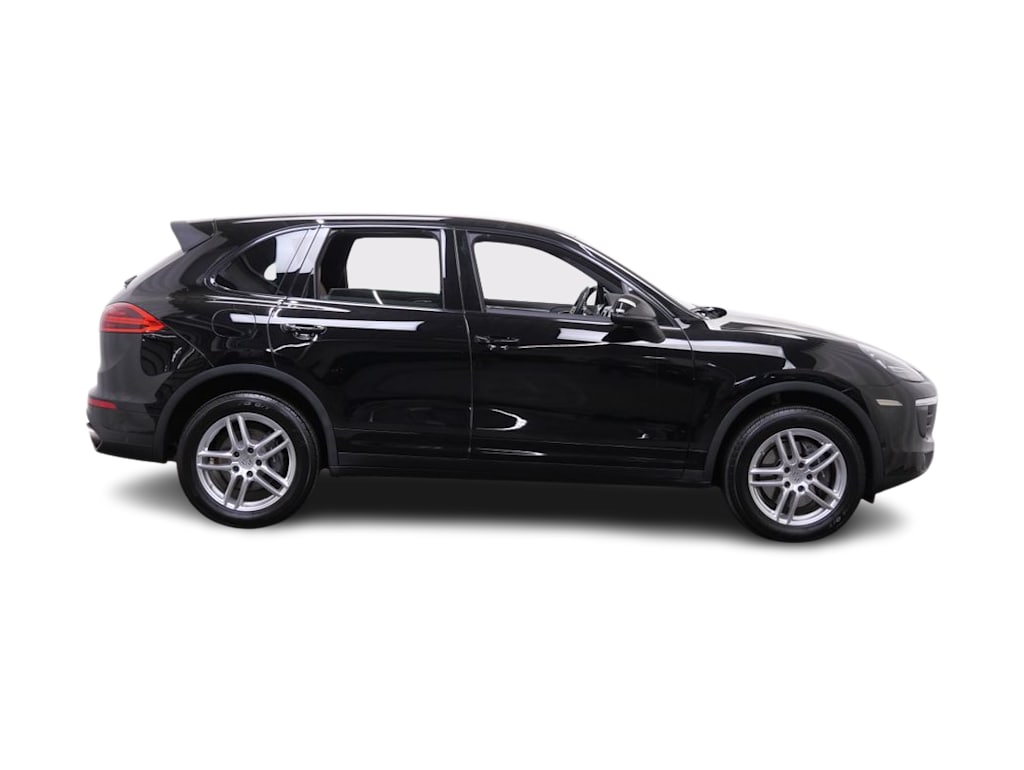 Thumbnail: 2016 Porsche Cayenne - 12