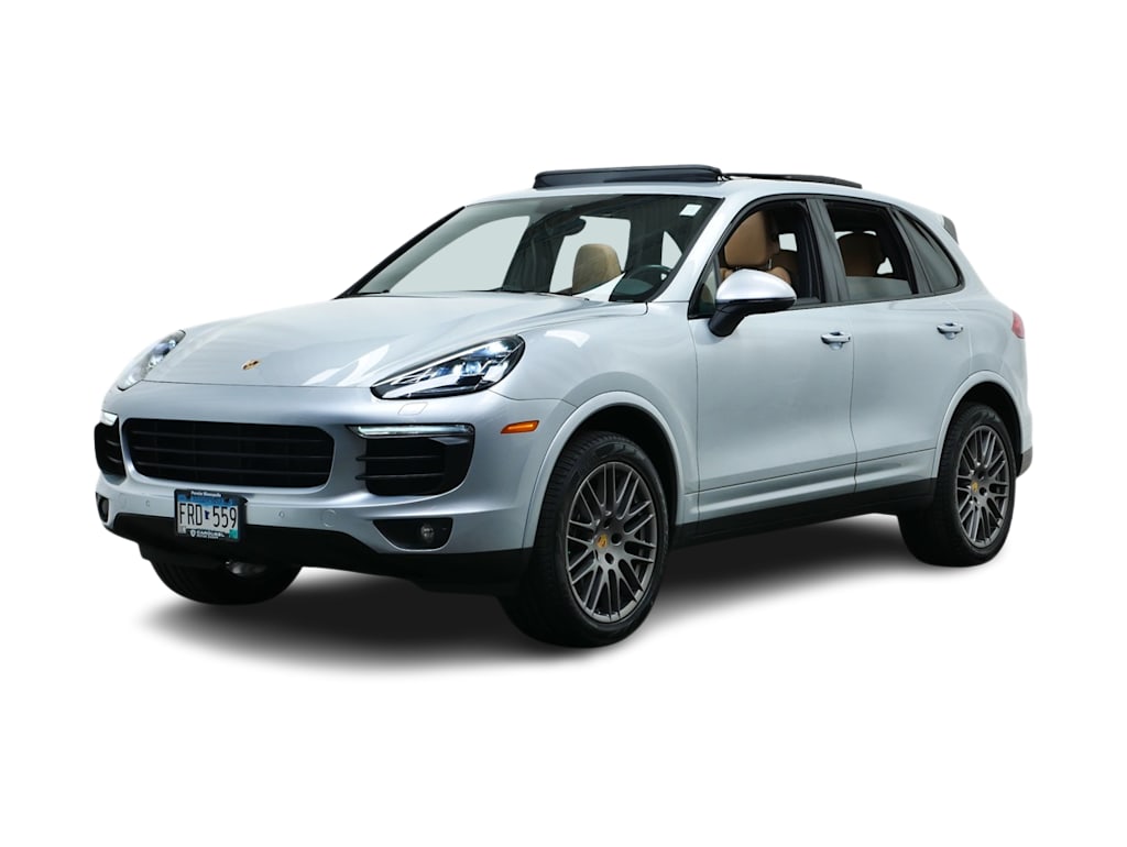 Used 2017 Porsche Cayenne Platinum Edition with VIN WP1AA2A27HKA91389 for sale in Maplewood, Minnesota