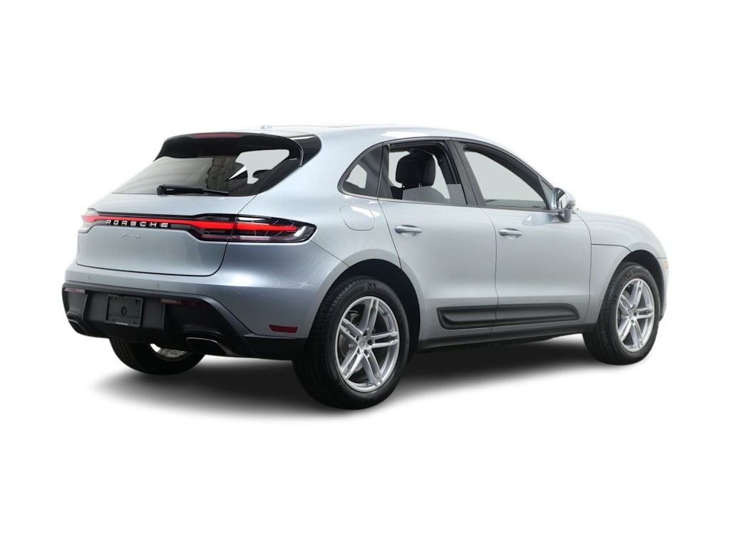 Thumbnail: 2025 Porsche Macan - 13