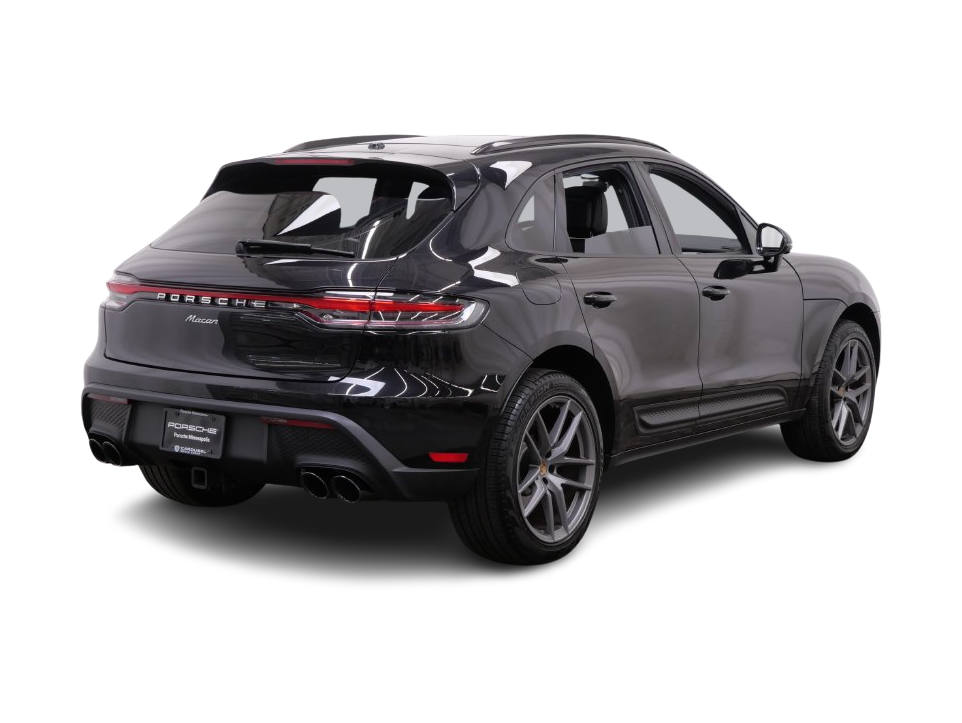 Thumbnail: 2026 Porsche Macan - 10