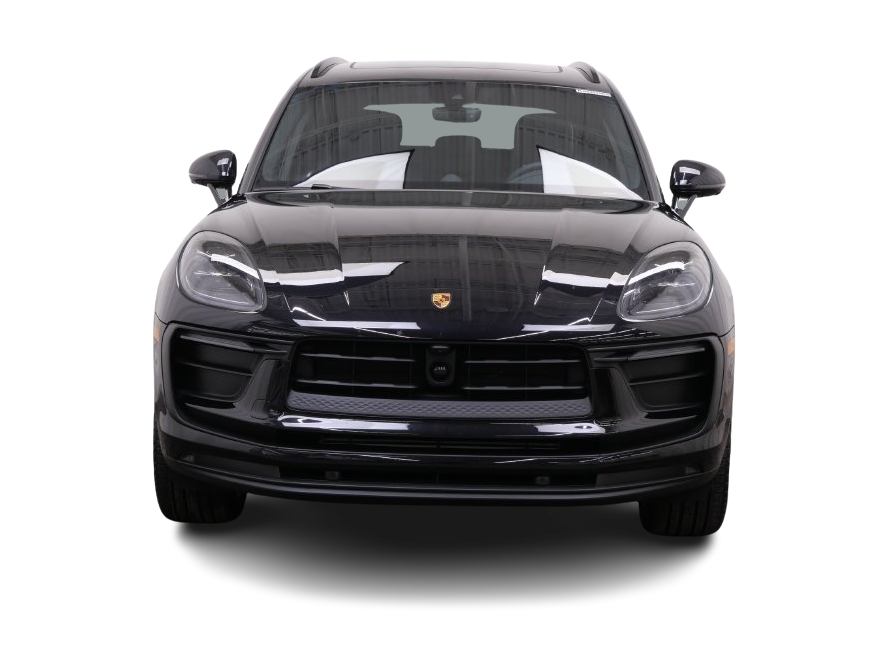 Thumbnail: 2026 Porsche Macan - 13
