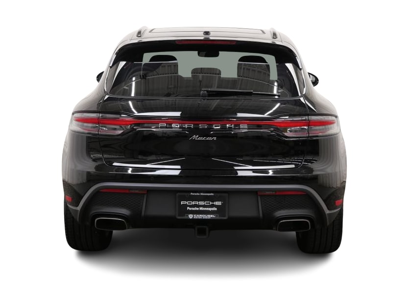 Thumbnail: 2026 Porsche Macan - 5