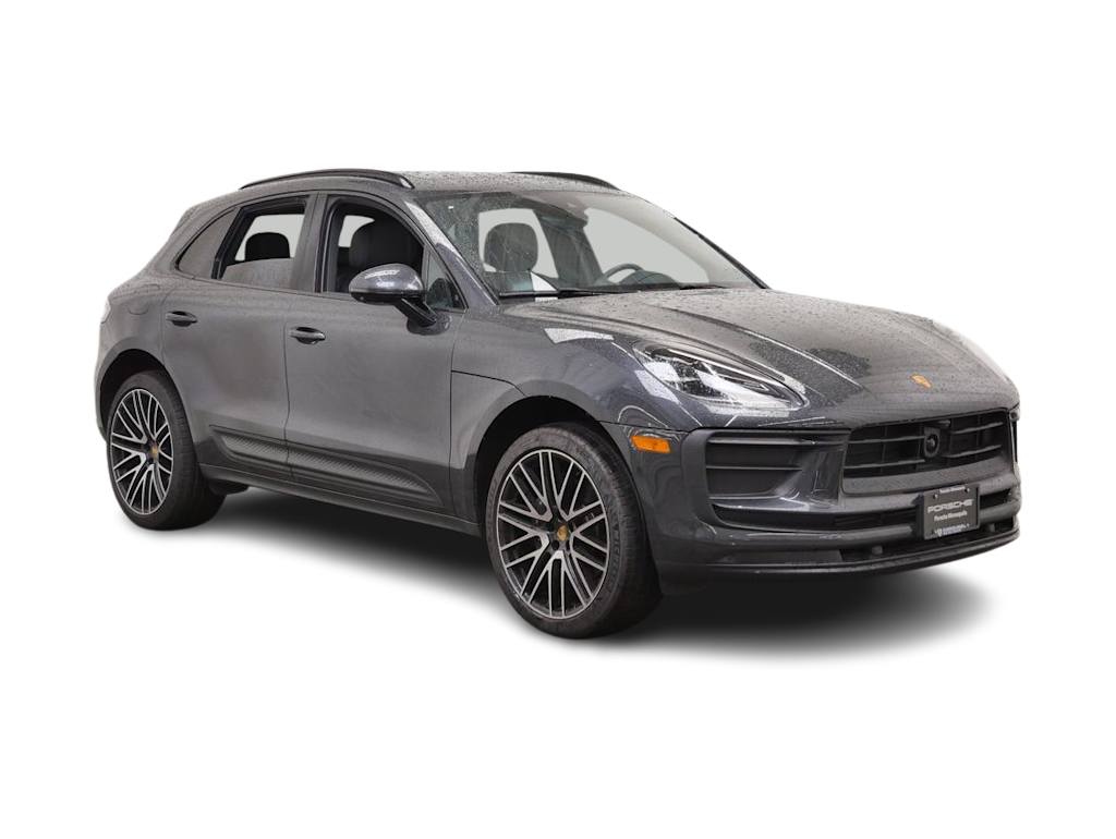 Thumbnail: 2026 Porsche Macan - 13