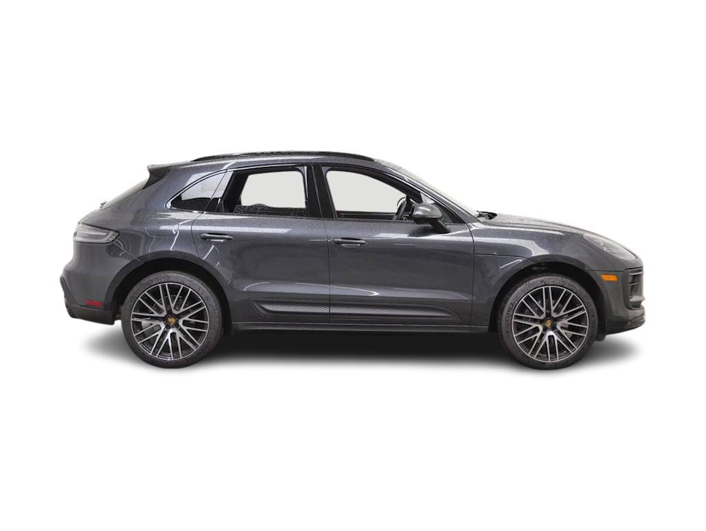 Thumbnail: 2026 Porsche Macan - 12
